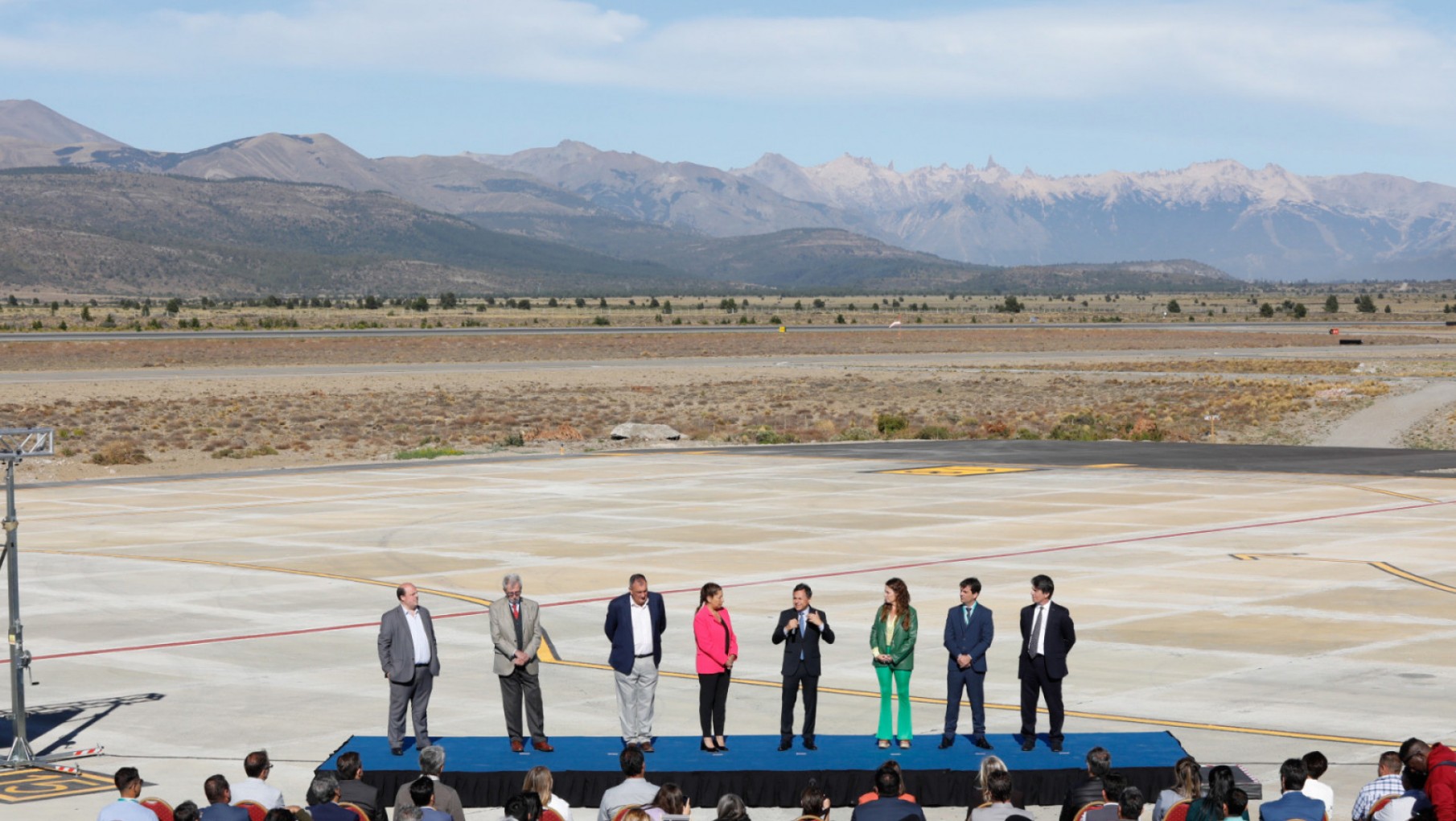 Inauguran obras en un aeropuerto que beneficiarán a 2 millones de pasajeros
